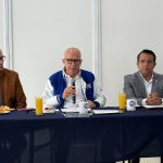 Entregan 200 escrituras y familias de León ponen fin a décadas de incertidumbre patrimonial